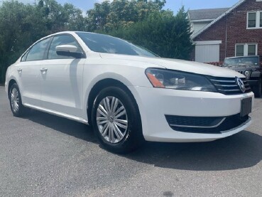 2014 Volkswagen Passat in Roanoke, VA 24012