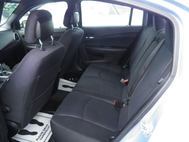 2014 Chrysler 200 in Barton, MD 21521 - 2280768 4