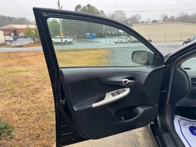 2013 Toyota Corolla in Albemarle, NC 28001 - 2282002 55