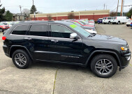2017 Jeep Grand Cherokee in Tacoma, WA 98409 - 2282544 4