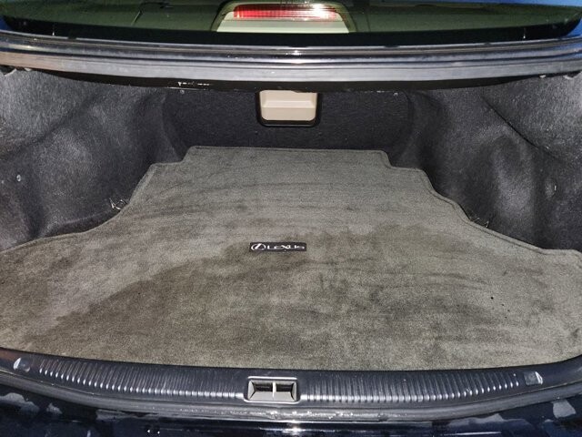 2004 Lexus ES 330 in Littlestown, PA 17340 - 2282919 21