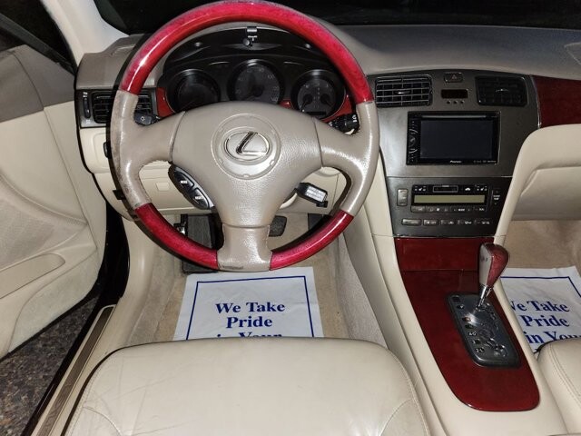 2004 Lexus ES 330 in Littlestown, PA 17340 - 2282919 9