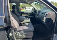 2017 Chevrolet Silverado 1500 in Sebring, FL 33870 - 2283327 12