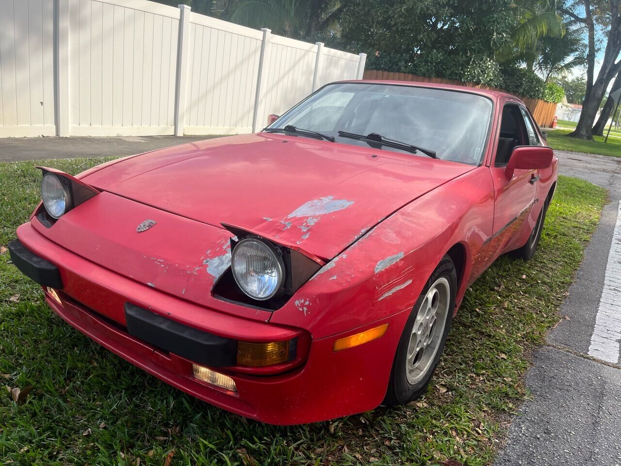 1985 Porsche 944 in Hollywood, FL 33023-1906 - 2283764 3
