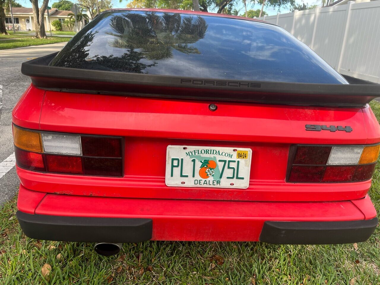 1985 Porsche 944 in Hollywood, FL 33023-1906 - 2283764 6