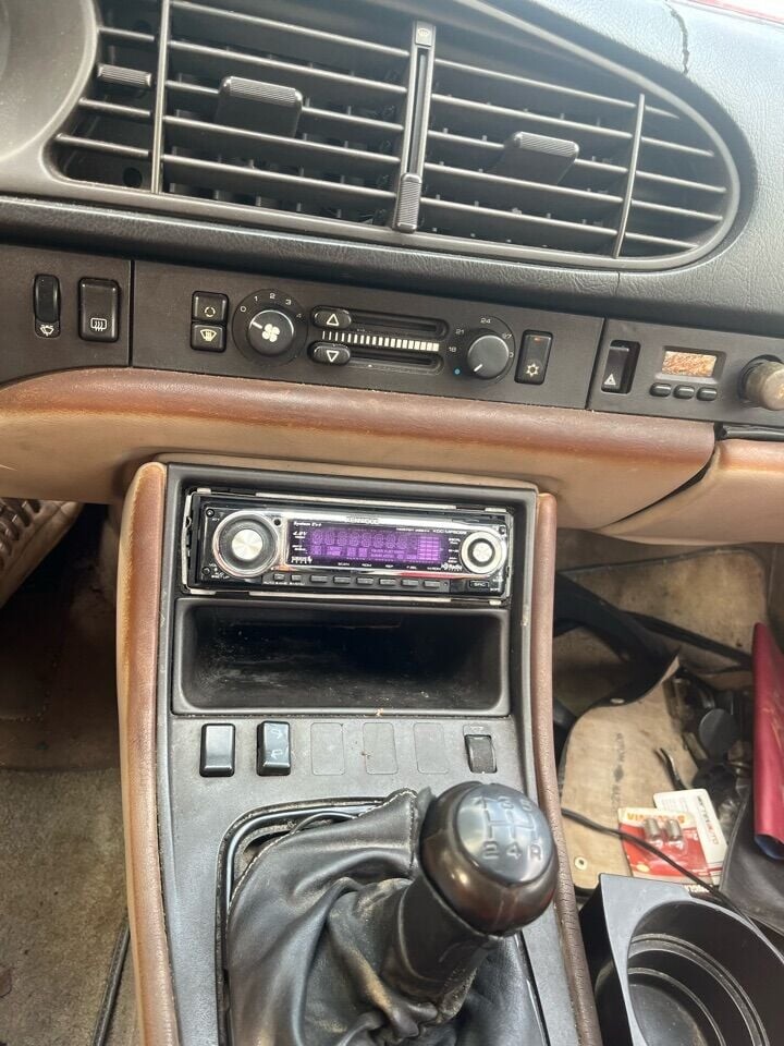 1985 Porsche 944 in Hollywood, FL 33023-1906 - 2283764 26