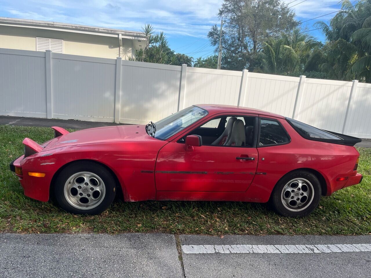 1985 Porsche 944 in Hollywood, FL 33023-1906 - 2283764
