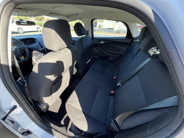 2015 Ford Focus in COSTA MESA, CA 92626 - 2284311 8