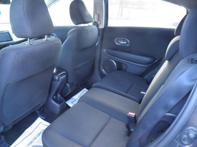 2017 Honda HR-V in Barton, MD 21521 - 2287373 4