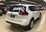 2019 Nissan Rogue in Chicago, IL 60659 - 2287813 5