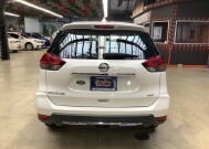 2019 Nissan Rogue in Chicago, IL 60659 - 2287813 4