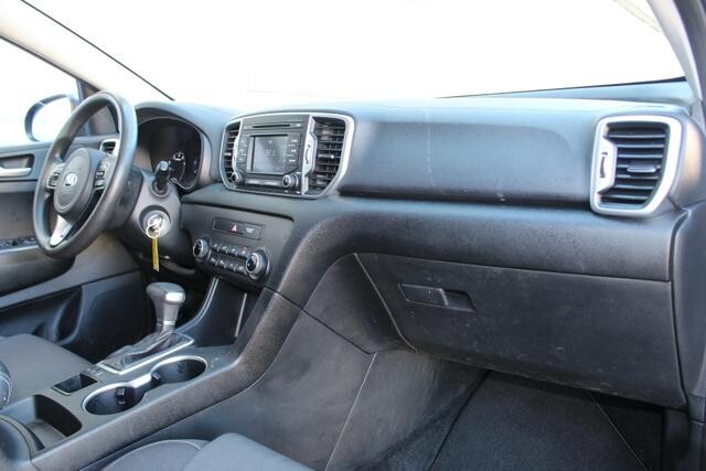 2019 Kia Sportage in Decatur, GA 30032 - 2289057 57