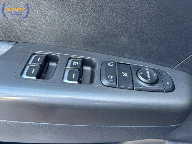 2019 Kia Sportage in Decatur, GA 30032 - 2289057 31