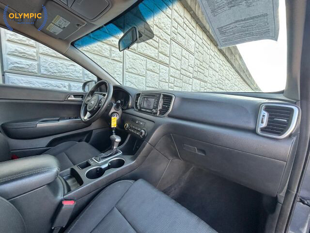 2019 Kia Sportage in Decatur, GA 30032 - 2289057 19