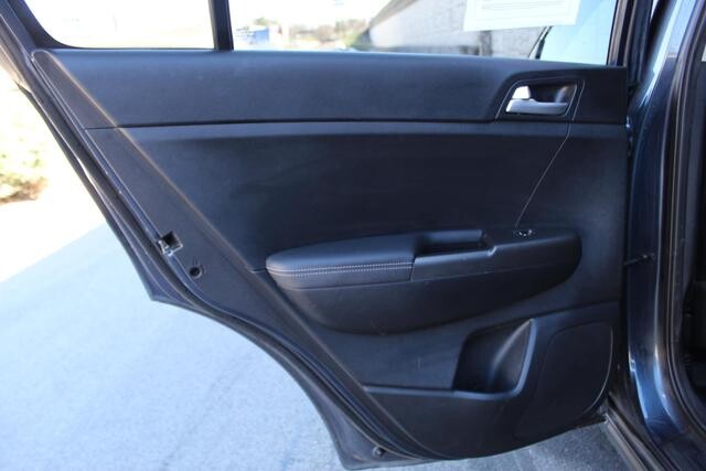 2019 Kia Sportage in Decatur, GA 30032 - 2289057 76