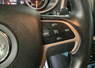 2016 Jeep Cherokee in Chicago, IL 60659 - 2289610 13