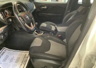 2016 Jeep Cherokee in Chicago, IL 60659 - 2289610 10