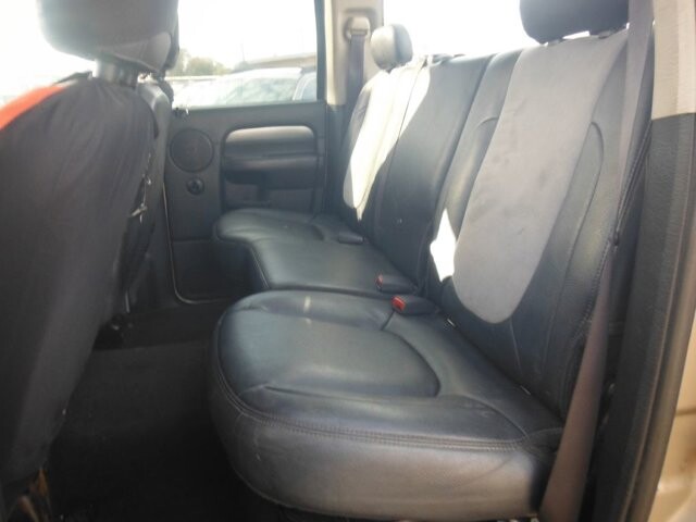 2004 Dodge Ram 1500 Truck in WEEKI WACHEE, FL 34614 - 2290195 5