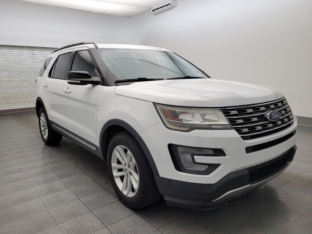 2017 Ford Explorer in Glendale, AZ 85301 - 2291643 13