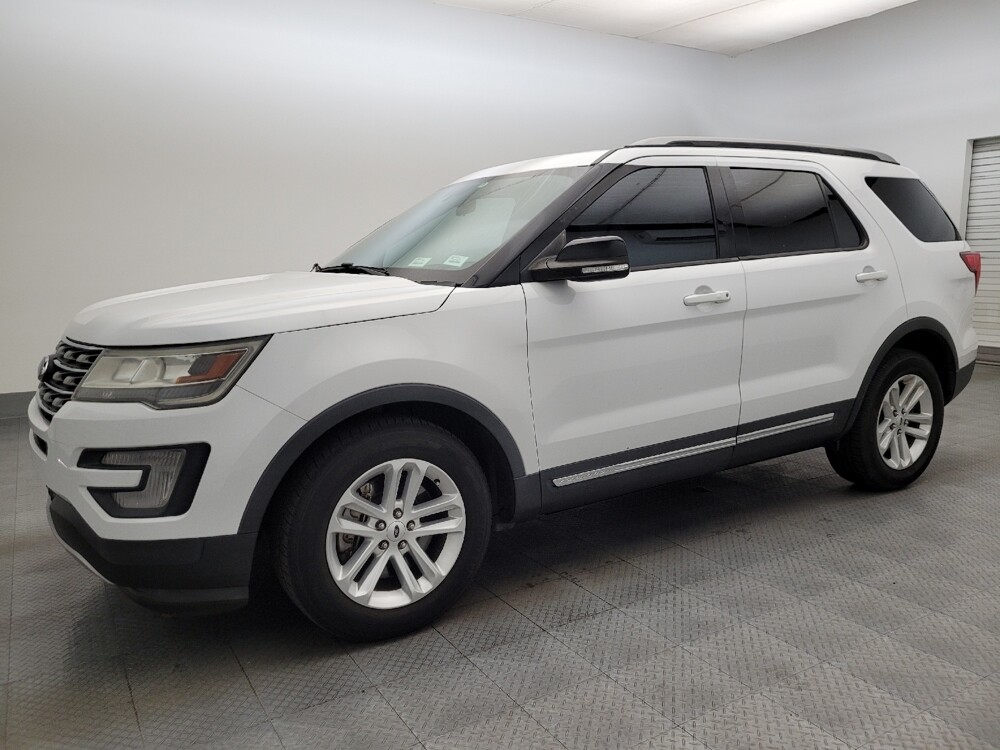 2017 Ford Explorer in Glendale, AZ 85301 - 2291643 2