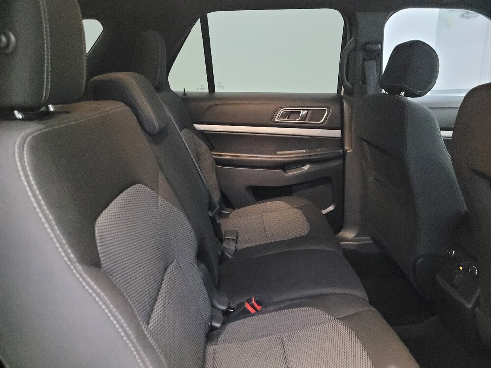 2017 Ford Explorer in Glendale, AZ 85301 - 2291643 19
