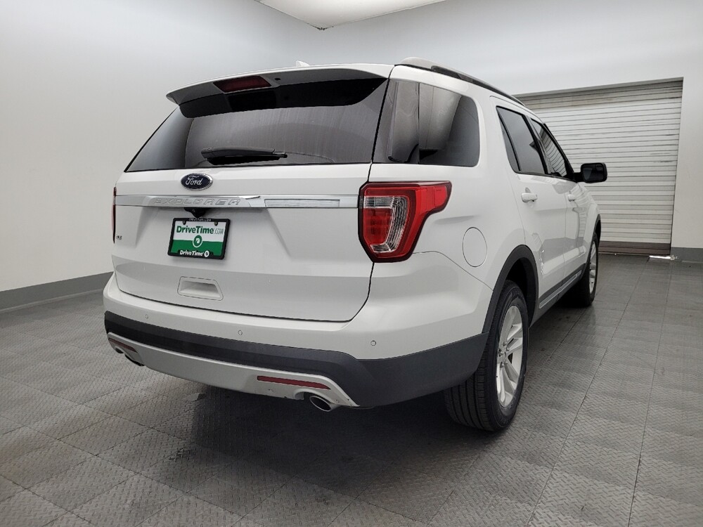 2017 Ford Explorer in Glendale, AZ 85301 - 2291643 9