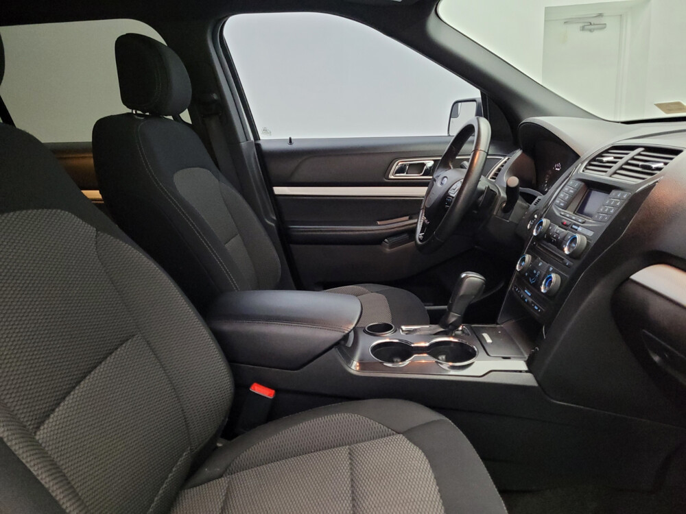 2017 Ford Explorer in Glendale, AZ 85301 - 2291643 54