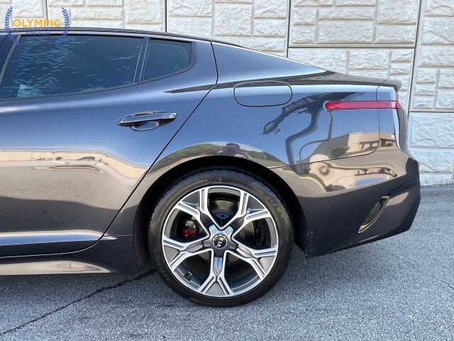 2020 Kia Stinger in Decatur, GA 30032 - 2291843 10