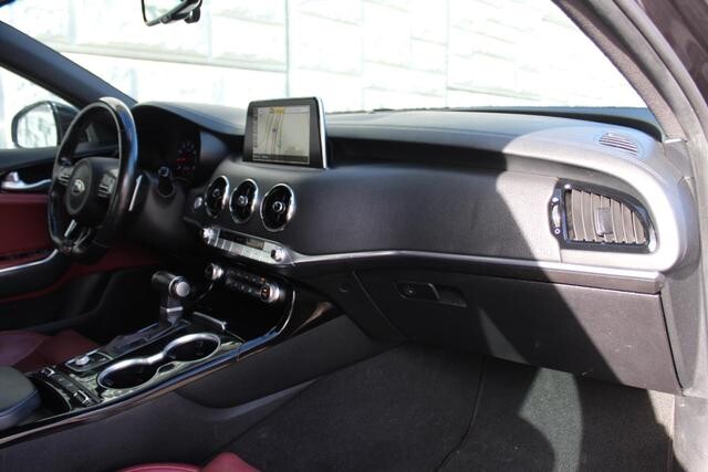 2020 Kia Stinger in Decatur, GA 30032 - 2291843 164