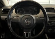 2013 Volkswagen Jetta in Conyers, GA 30094 - 2292087 13