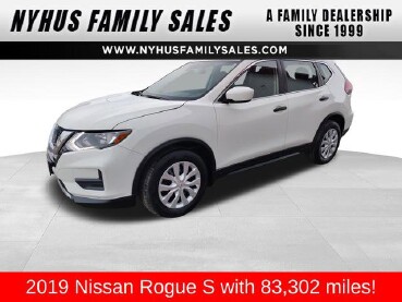 2019 Nissan Rogue in Perham, MN 56573