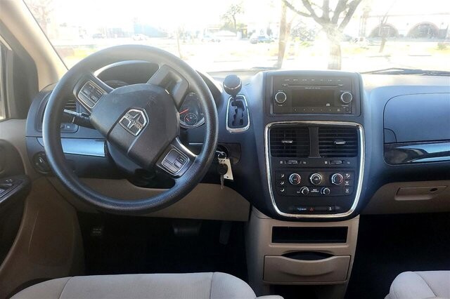 2013 Dodge Grand Caravan in tucson, AZ 85719 - 2292930 25