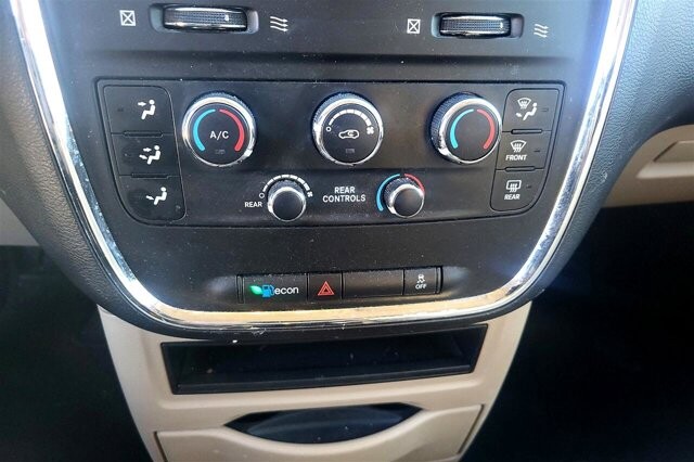 2013 Dodge Grand Caravan in tucson, AZ 85719 - 2292930 26