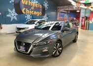 2021 Nissan Altima in Chicago, IL 60659 - 2293855 1