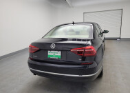 2019 Volkswagen Passat in Miamisburg, OH 45342 - 2294138 7