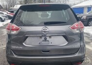 2016 Nissan Rogue in Mechanicville, NY 12118 - 2295945 4