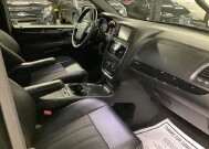2015 Chrysler Town & Country in Chicago, IL 60659 - 2296007 23