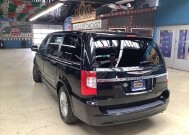 2015 Chrysler Town & Country in Chicago, IL 60659 - 2296007 3