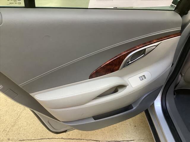 2021 Chevrolet Equinox in Chicago, IL 60659 - 2296008 35