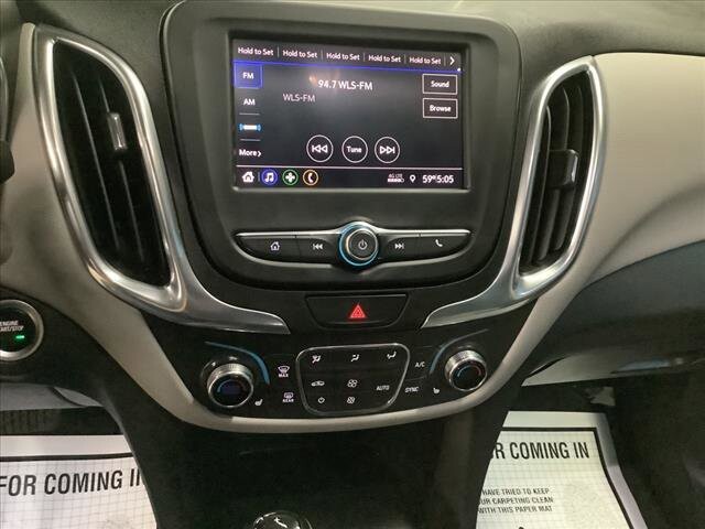 2021 Chevrolet Equinox in Chicago, IL 60659 - 2296008 14