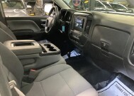 2017 Chevrolet Silverado 1500 in Chicago, IL 60659 - 2296014 19