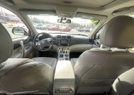 2013 Toyota Highlander in Indianapolis, IN 46222-4002 - 2297185 8
