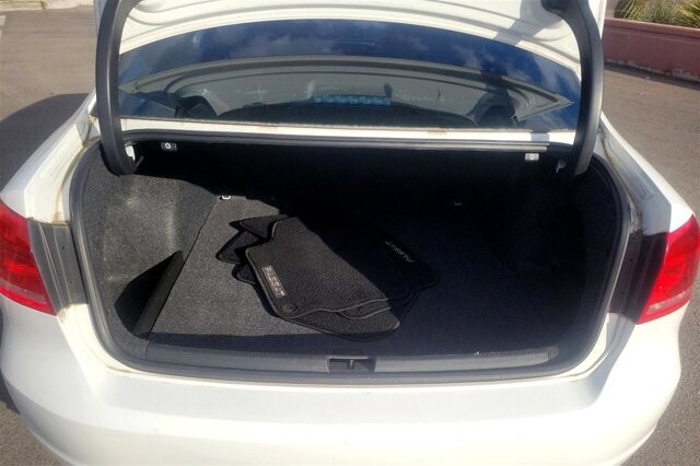 2013 Volkswagen Jetta in tucson, AZ 85719 - 2297484 12