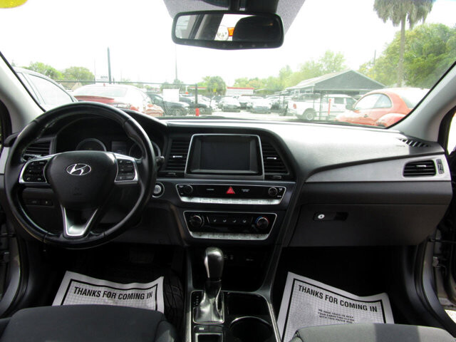 2018 Hyundai Sonata in Tampa, FL 33604-6914 - 2297878 3