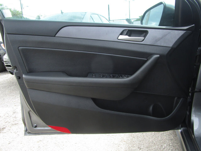 2018 Hyundai Sonata in Tampa, FL 33604-6914 - 2297878 44