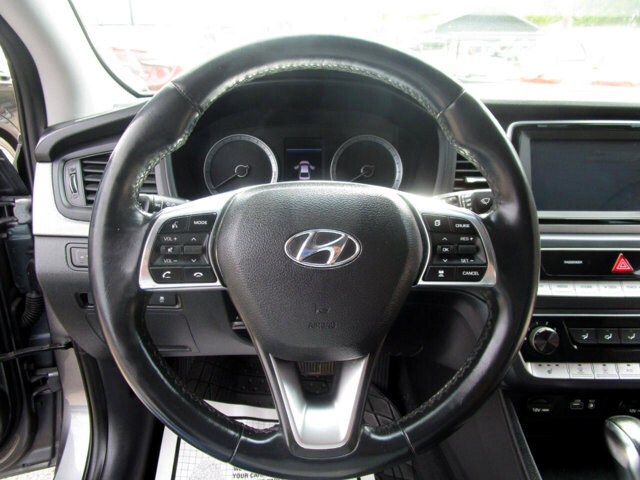 2018 Hyundai Sonata in Tampa, FL 33604-6914 - 2297878 62
