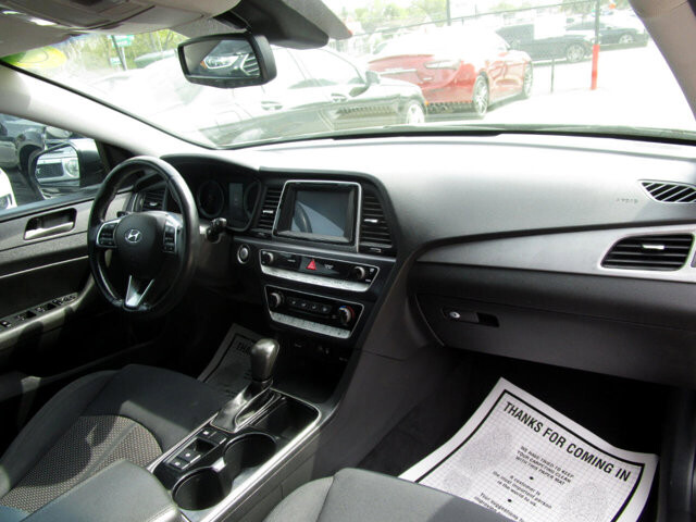 2018 Hyundai Sonata in Tampa, FL 33604-6914 - 2297878 68