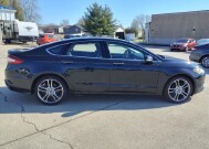 2014 Ford Fusion in Troy, IL 62294-1376 - 2297913 25