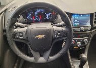 2018 Chevrolet Trax in Van Nuys, CA 91411 - 2298154 22