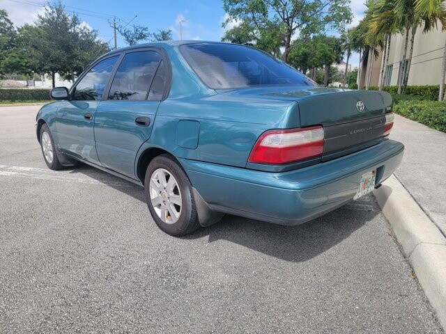 1996 Toyota Corolla in Pompano Beach, FL 33064 - 2298289 4